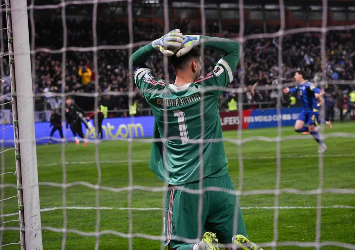 a2e512ce-dcd0-40c9-97f7-905315324905